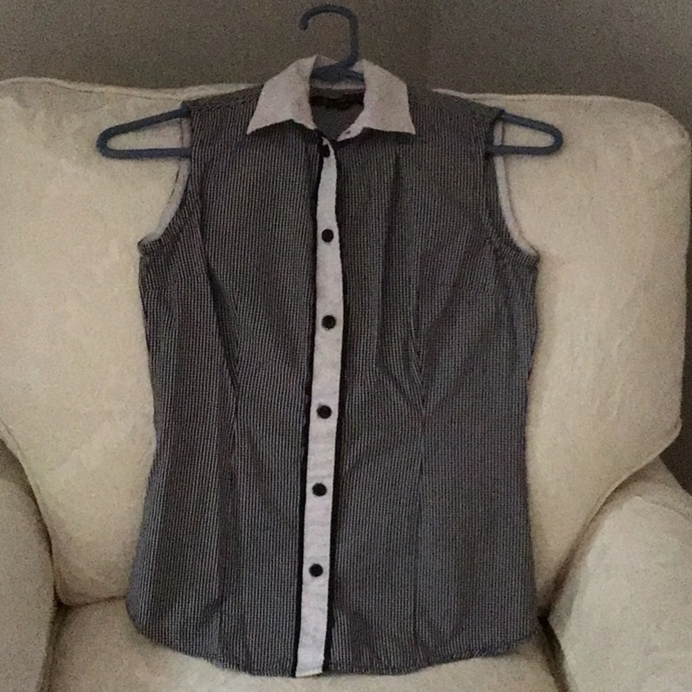 Ben Sherman xxs sleeveless blouse black and white